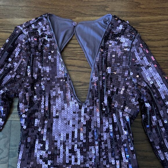 Lulu's NWT All Over Sequin BodyCon Mini Dress Backless V Neck Size Medium Party - Picture 7 of 16